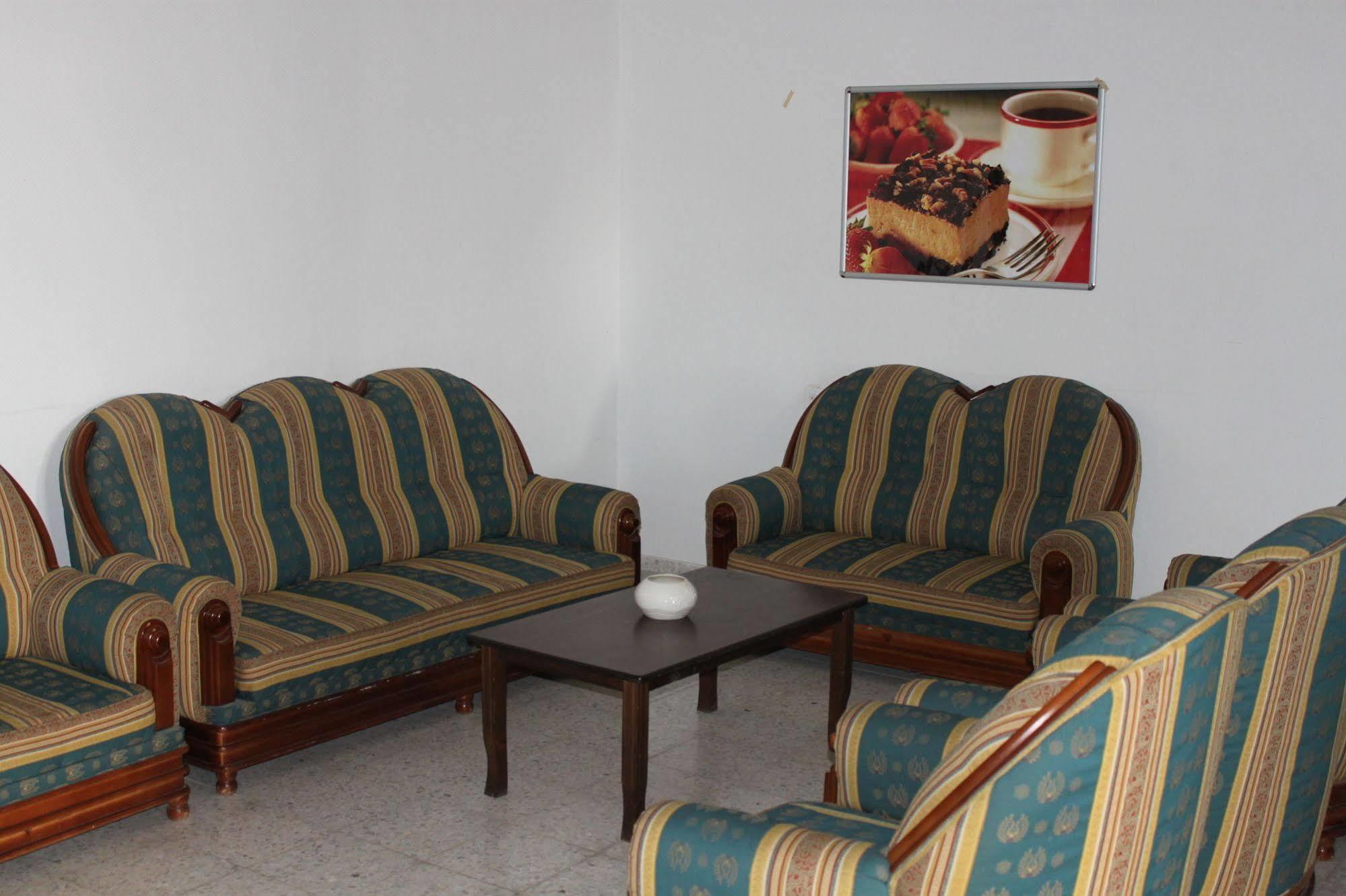 St Andrew'S Guesthouse - Ramallah Buitenkant foto
